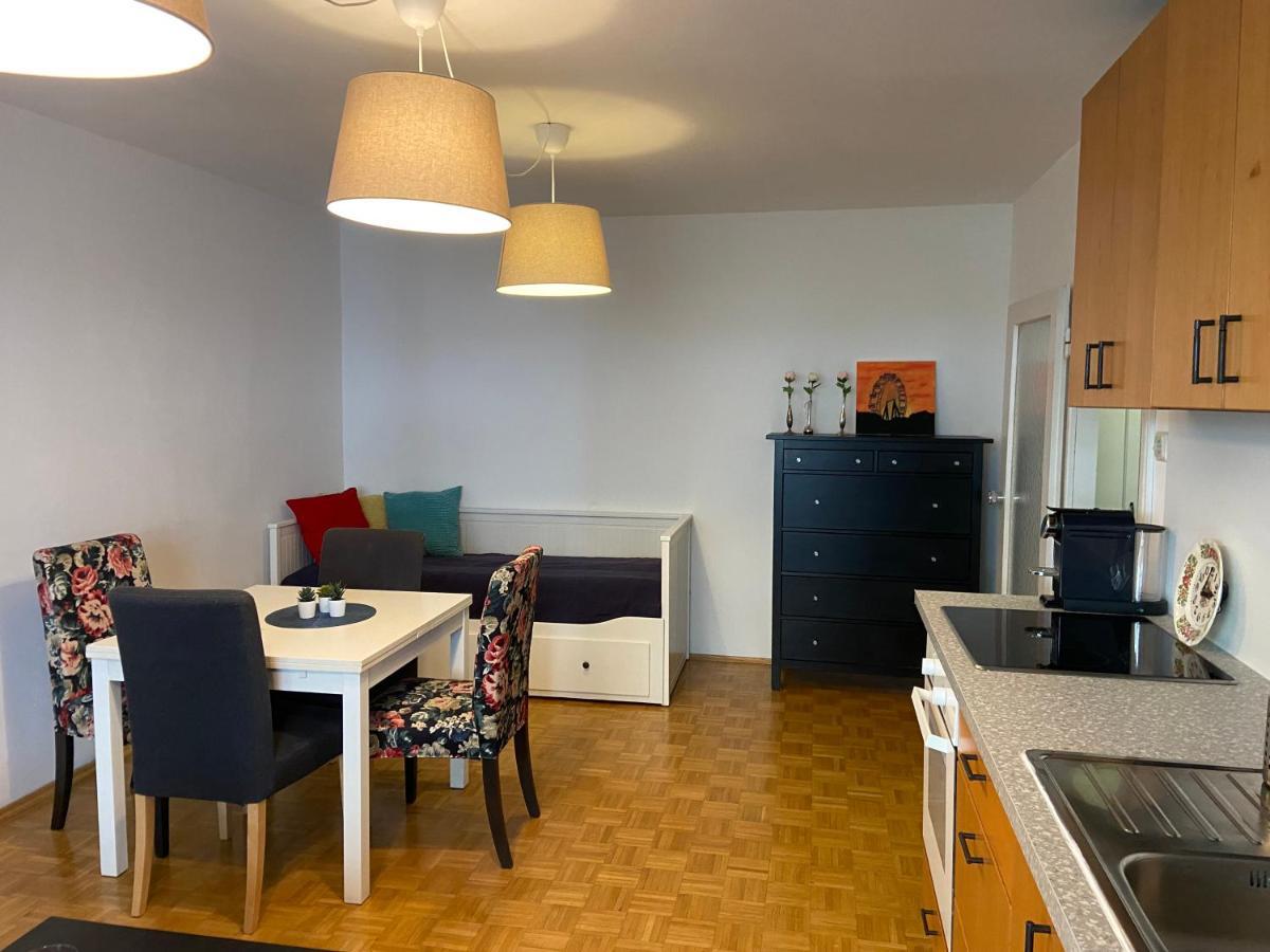 Gemütliche Familienwohnung in Wien Exterior foto
